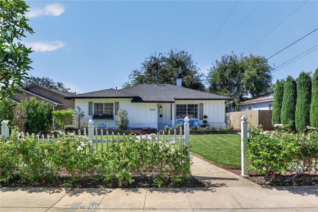 2482 New York Dr