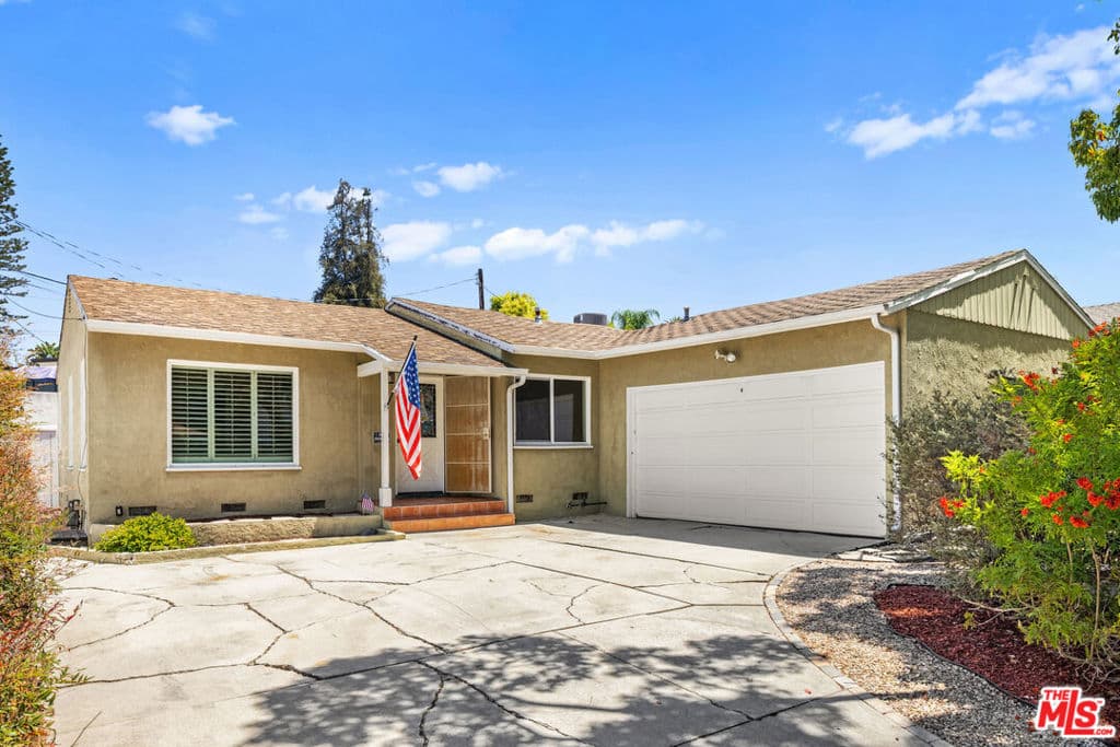 5849 W 76th Street