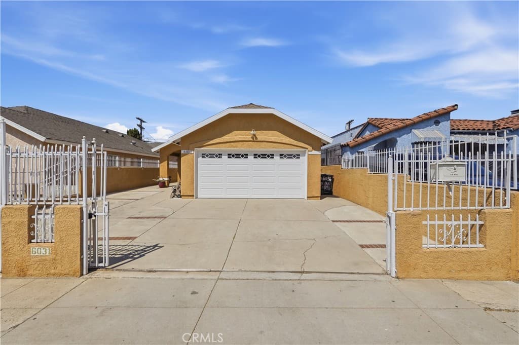 6031 S Van Ness