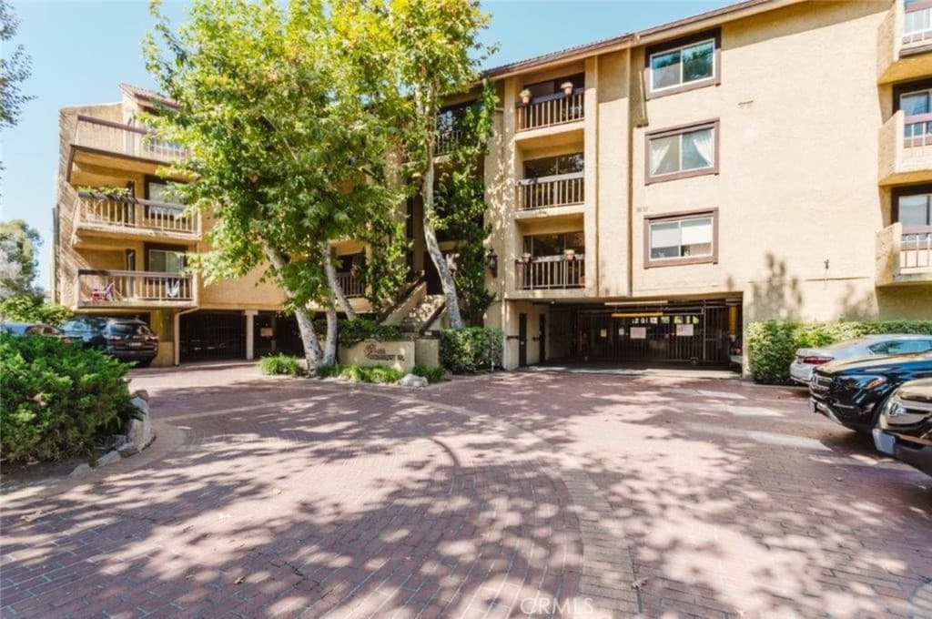 3481 Stancrest Drive 334