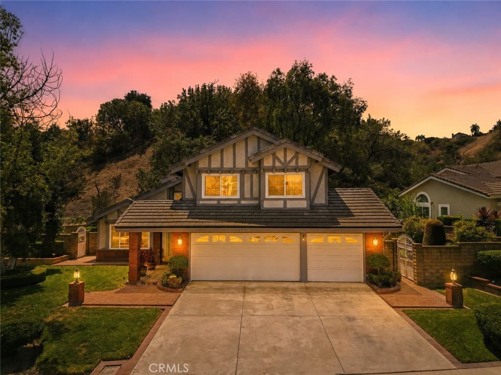 1420 Paseo Marlena