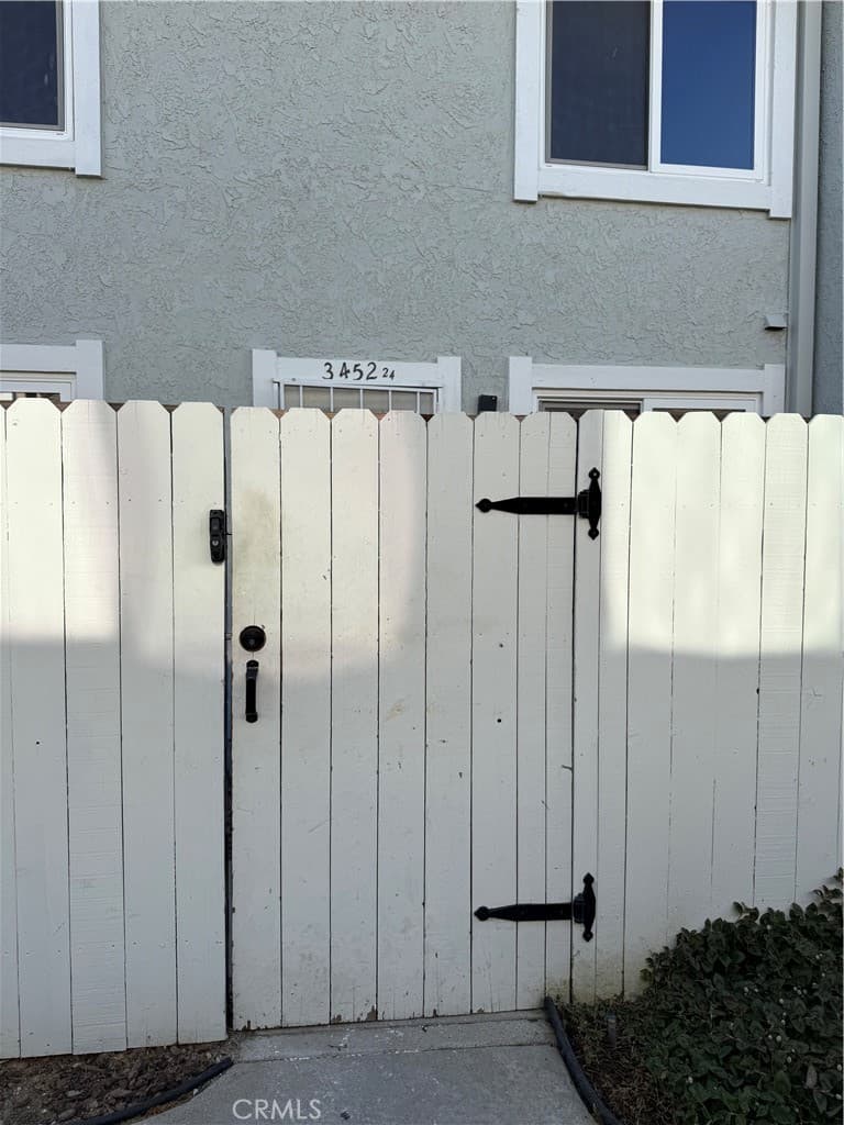 3452 Lockwood Court 24