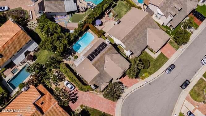 29004 Garden Oaks Court