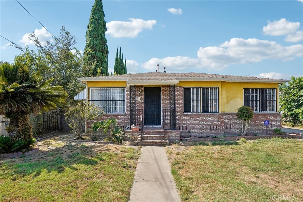 214 E Tichenor