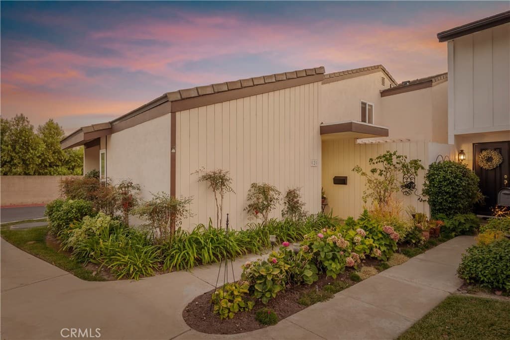 2 Keel Court