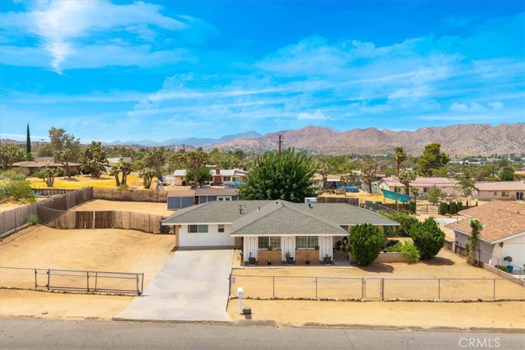 7562 Acoma Trail