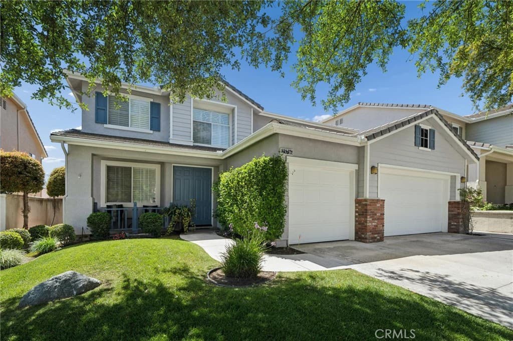 25716 Hood Way