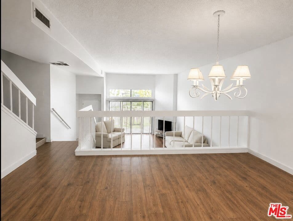 15173 Magnolia Boulevard E