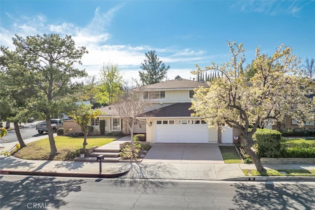 19100 Castlebay Lane