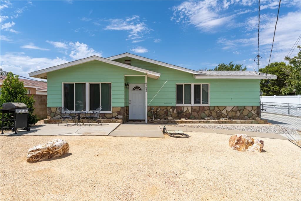 42435 52nd Street W