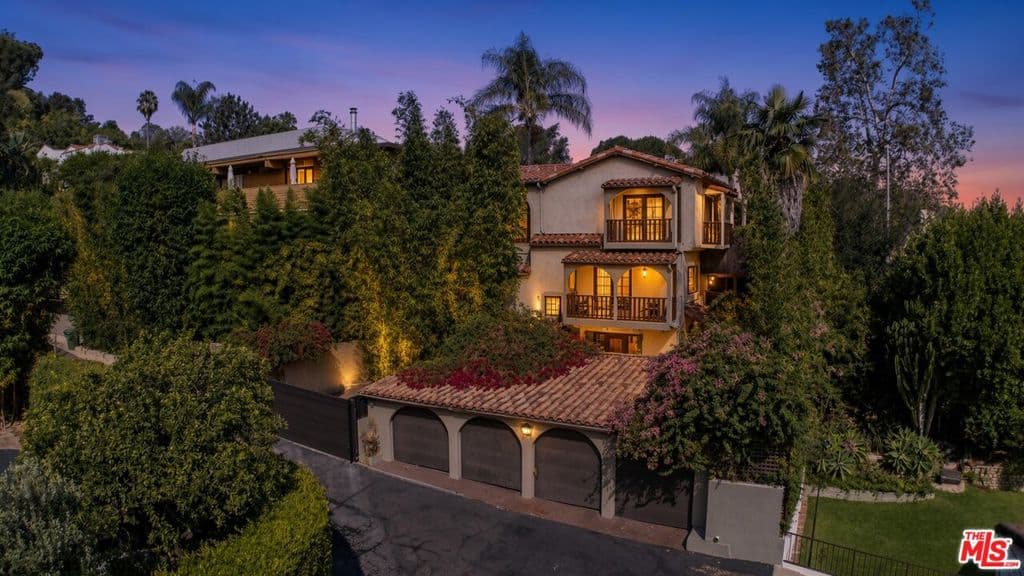 3249 Bennett Drive