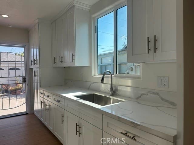 641 W Gleason