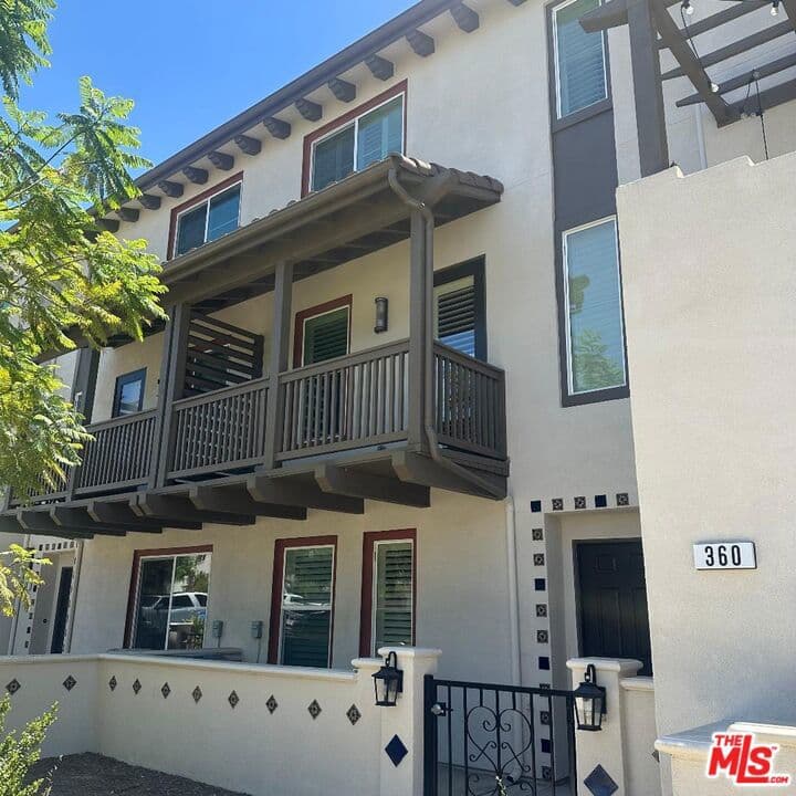 358 Serra Street