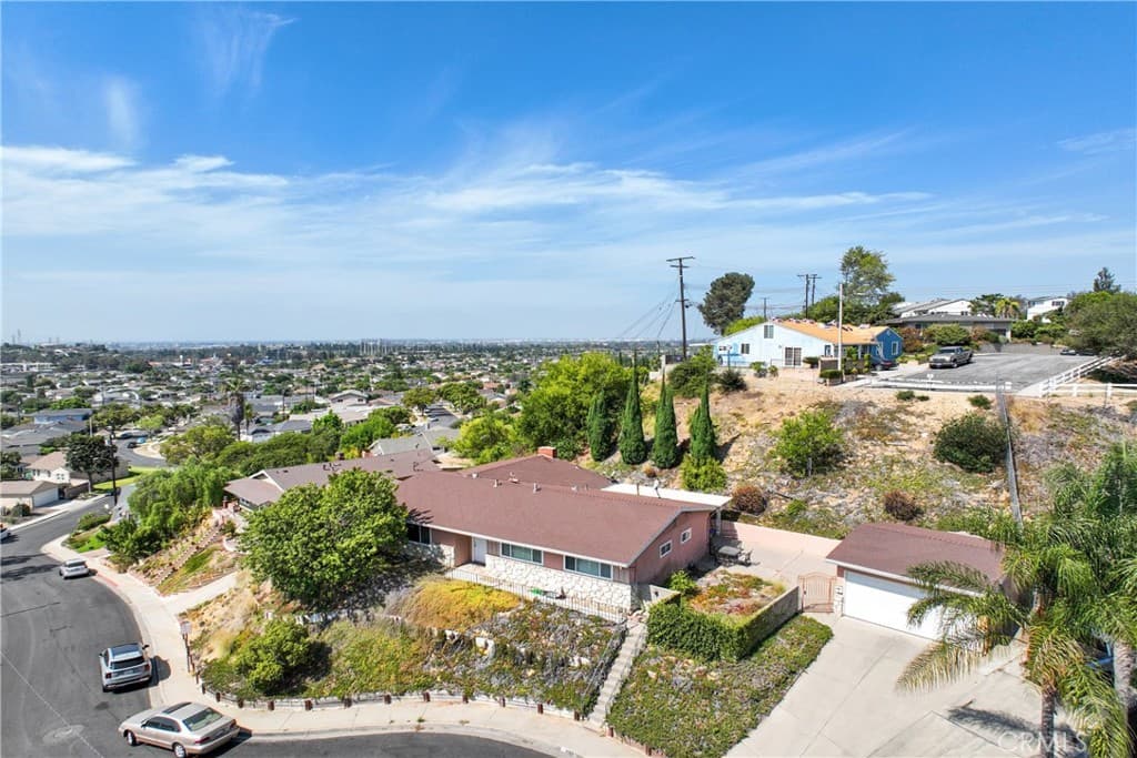 2023 Emerald Way