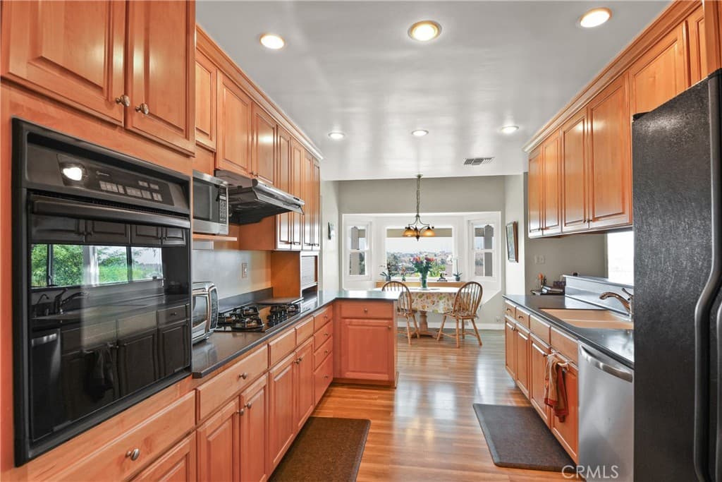 2023 Emerald Way