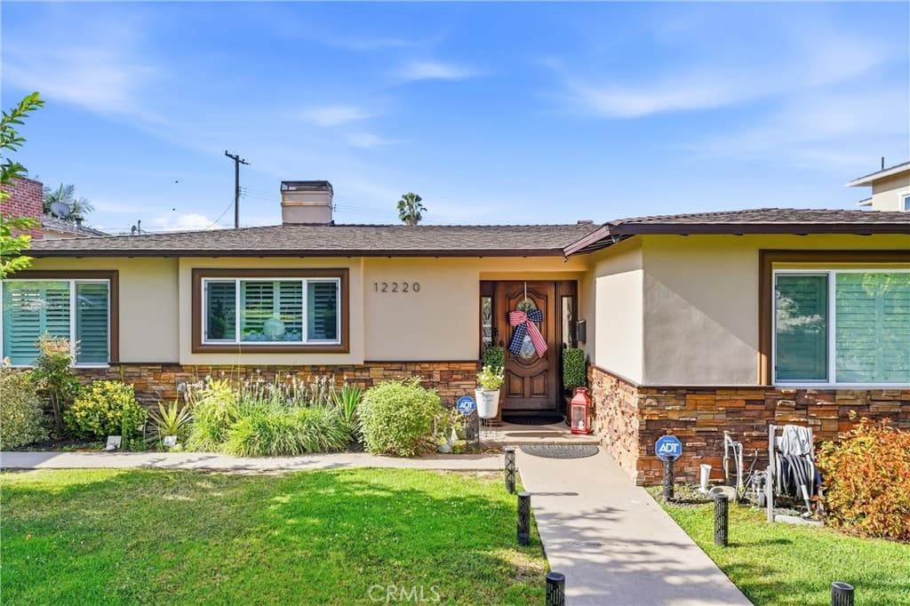 12220 Whitley