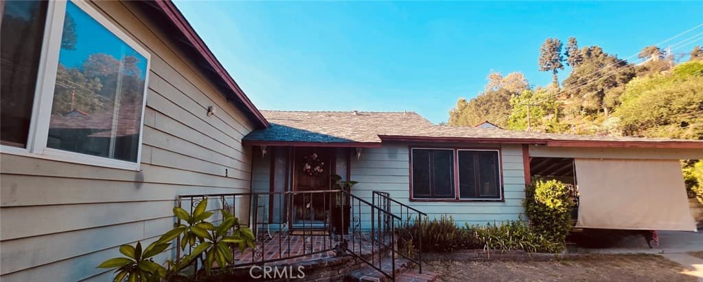 417 Cloverleaf Drive