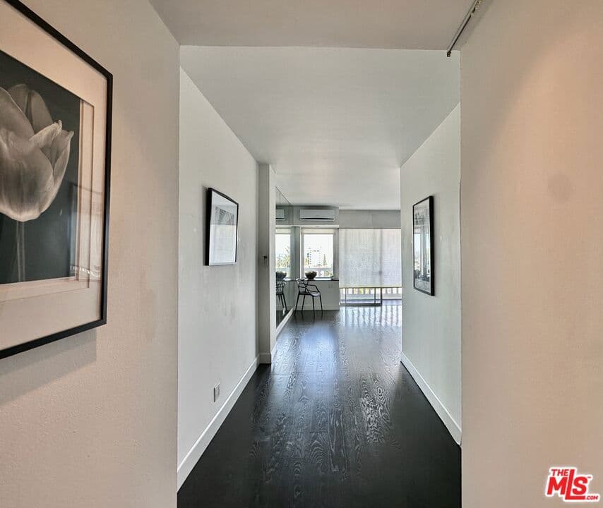 999 N Doheny Drive 408