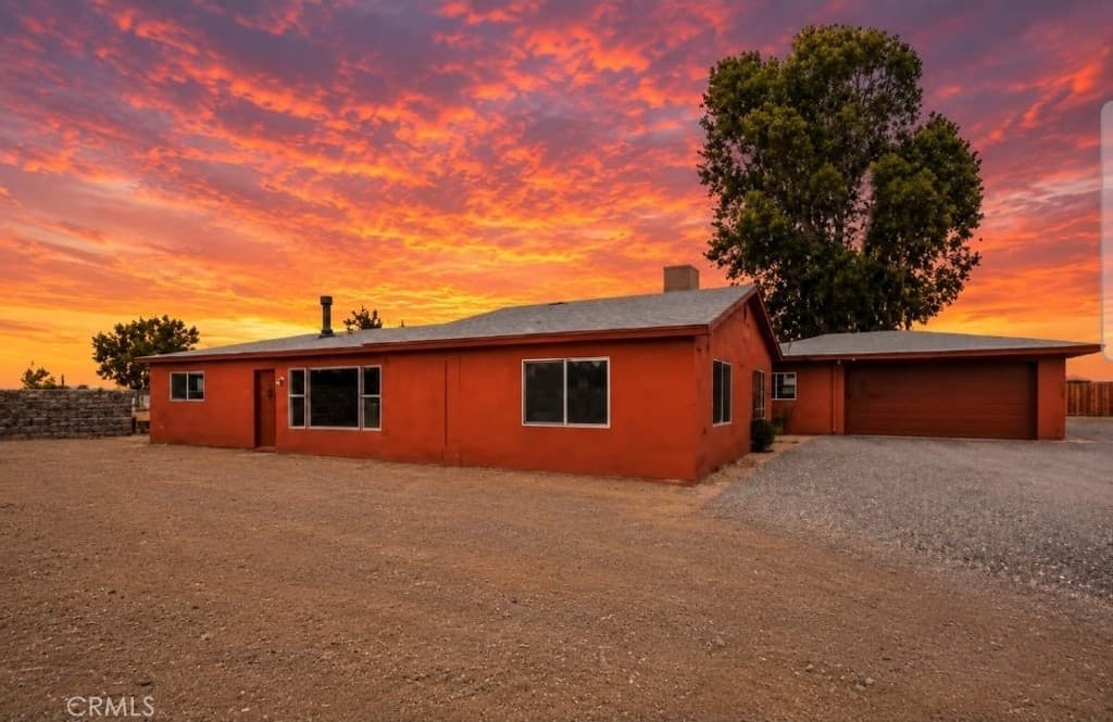 40458 12th Street W