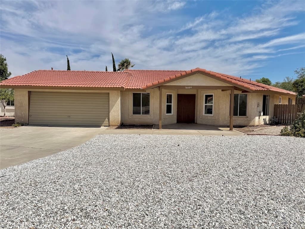14409 Riverside