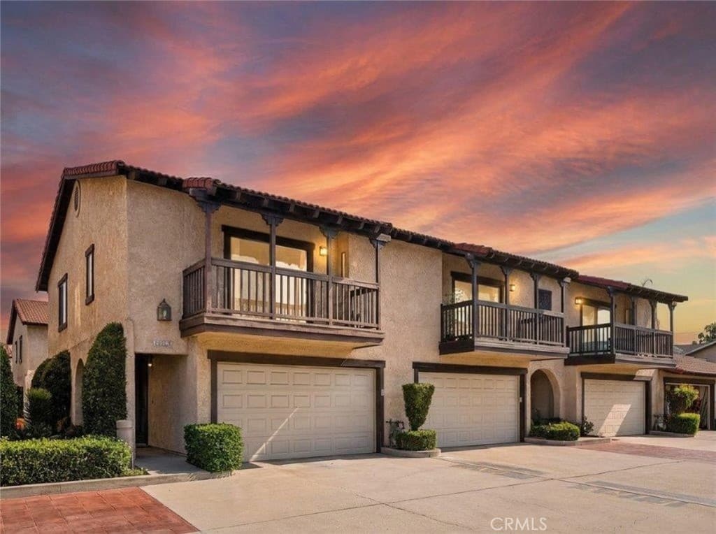 1239 Glenview Lane