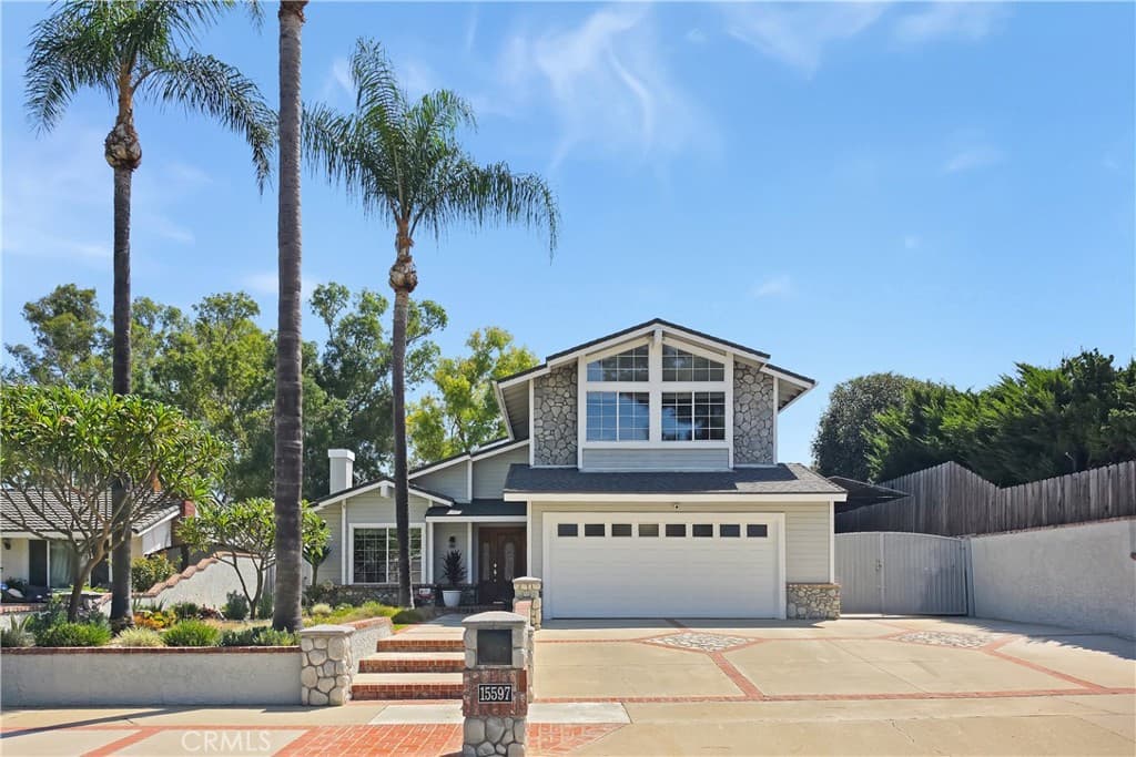 15597 Rolling Ridge