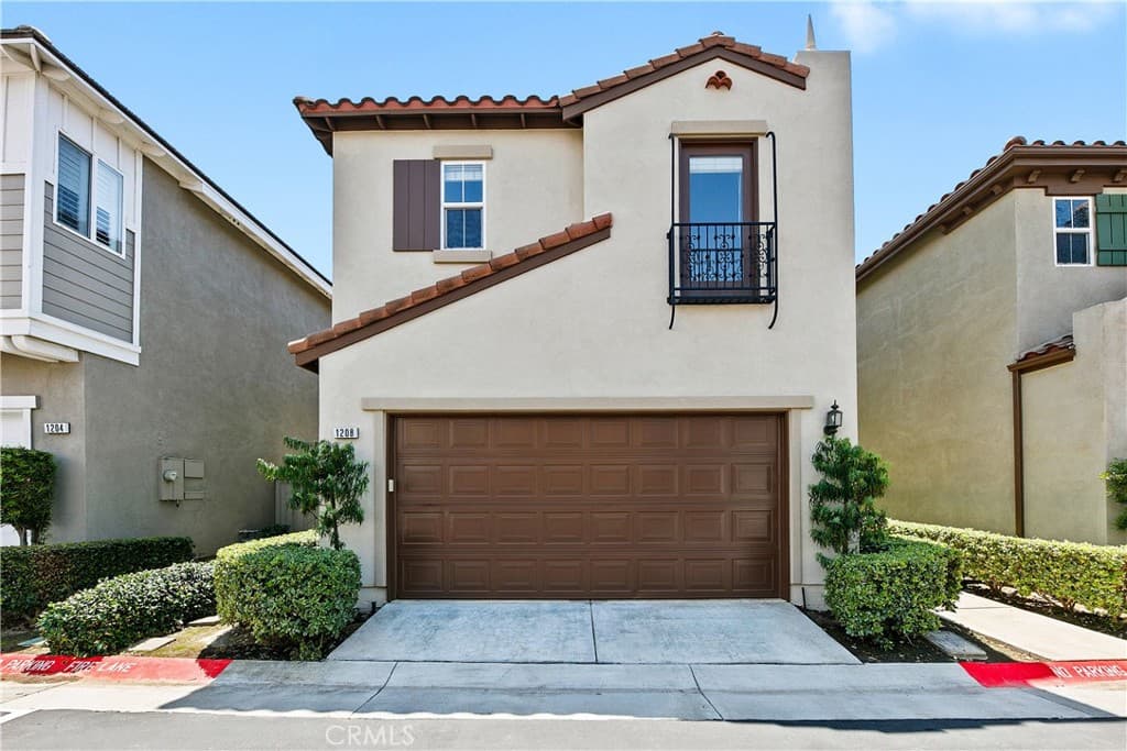 1208 Jasmine Walk