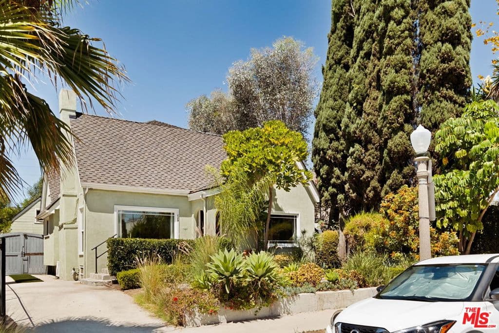 629 N Citrus Avenue