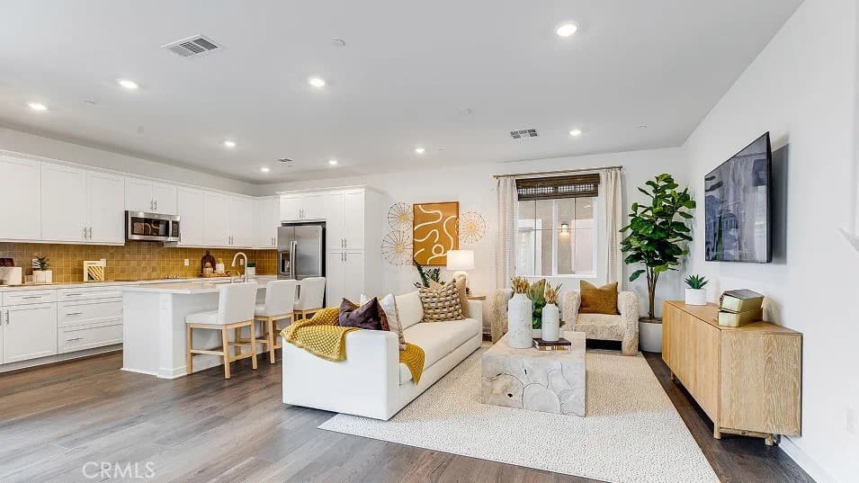 1248 Thunderbolt Lane