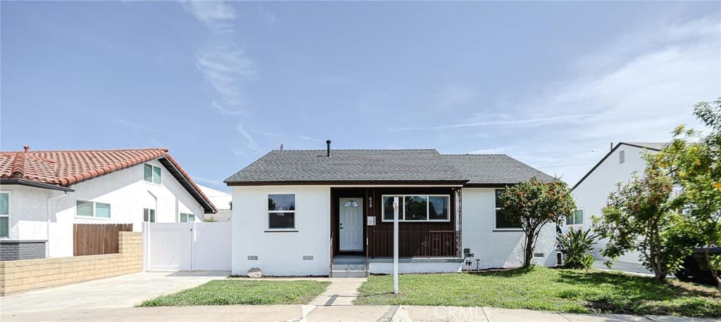 828 Tola St.