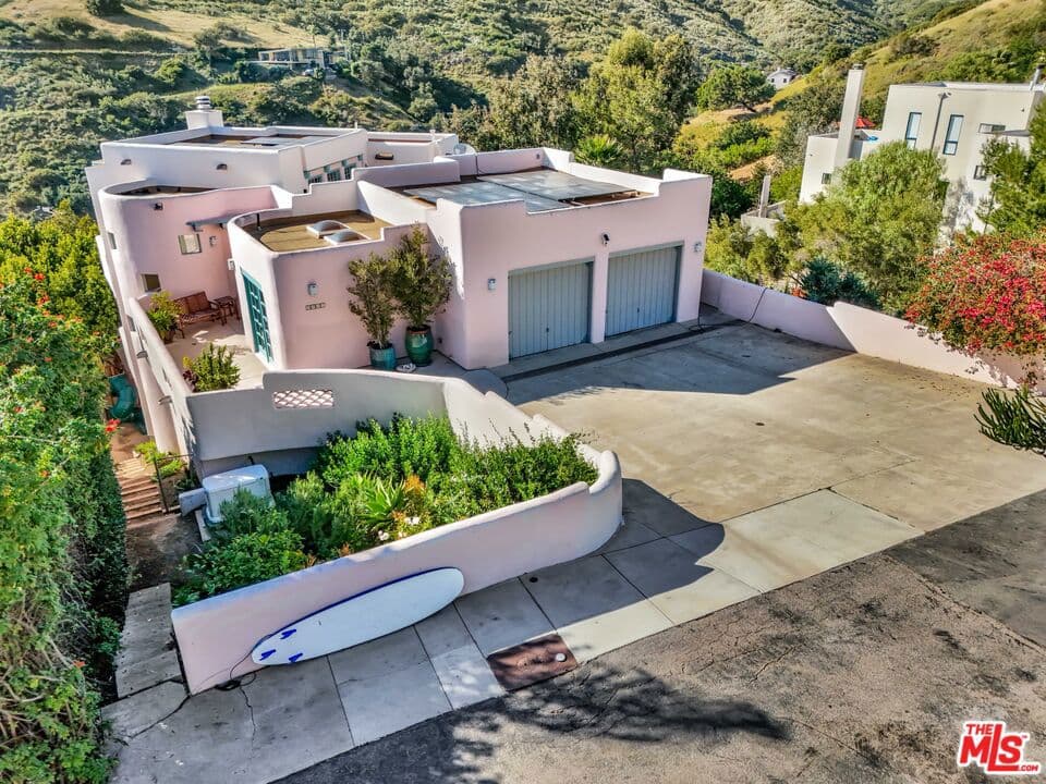 2915 Valmere Drive