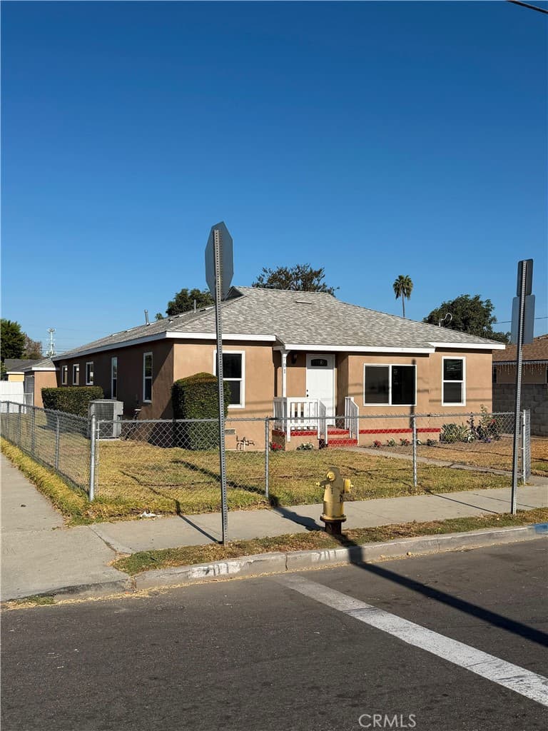 701 N Willow Avenue