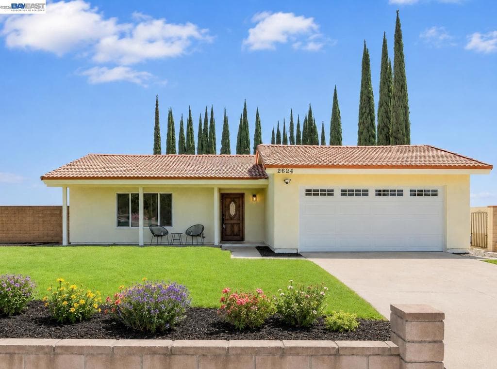 2624 Damien Ave