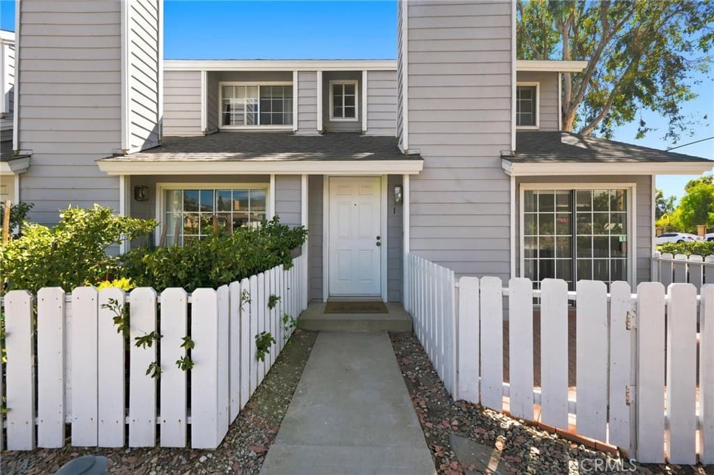 14380 Foothill Blvd 1