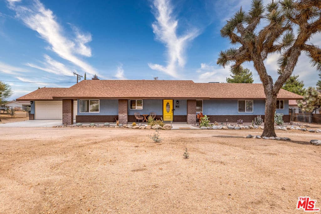 56760 Ivanhoe Drive