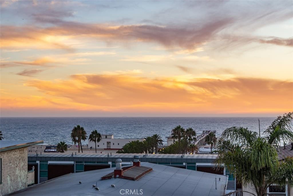 1136 Monterey