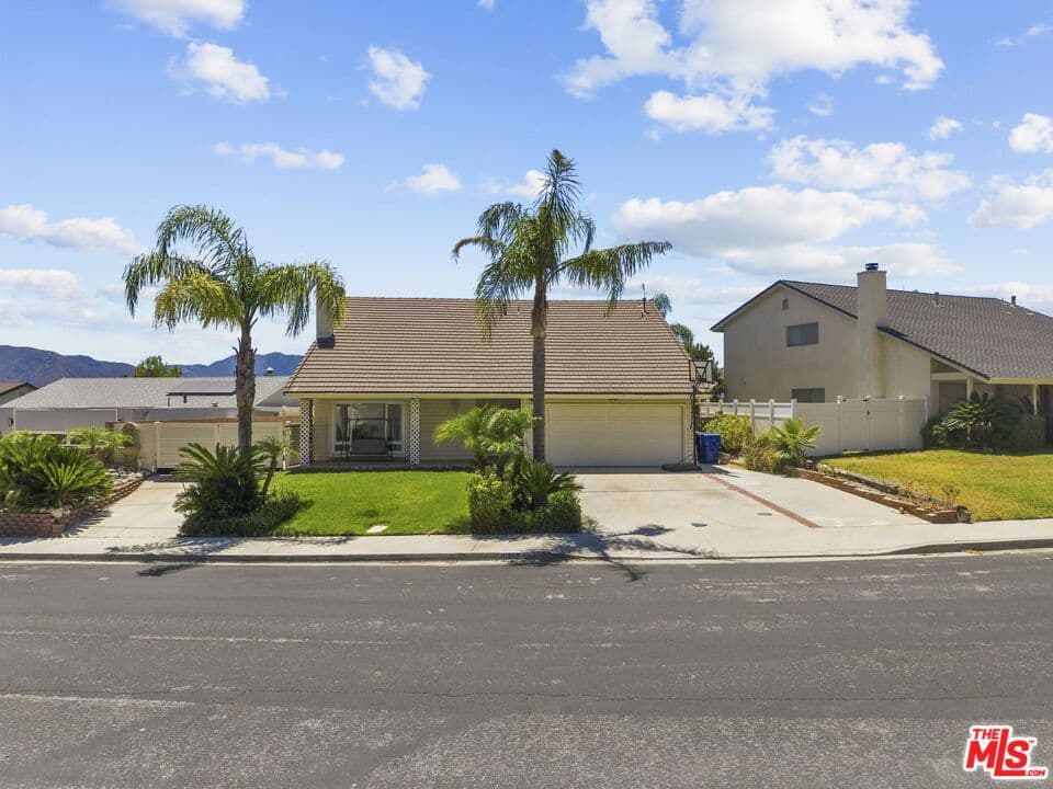 15362 Rhododendron Drive
