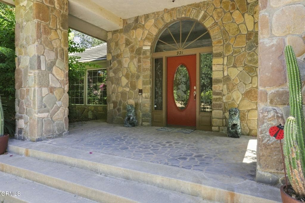 921 Shokat Drive