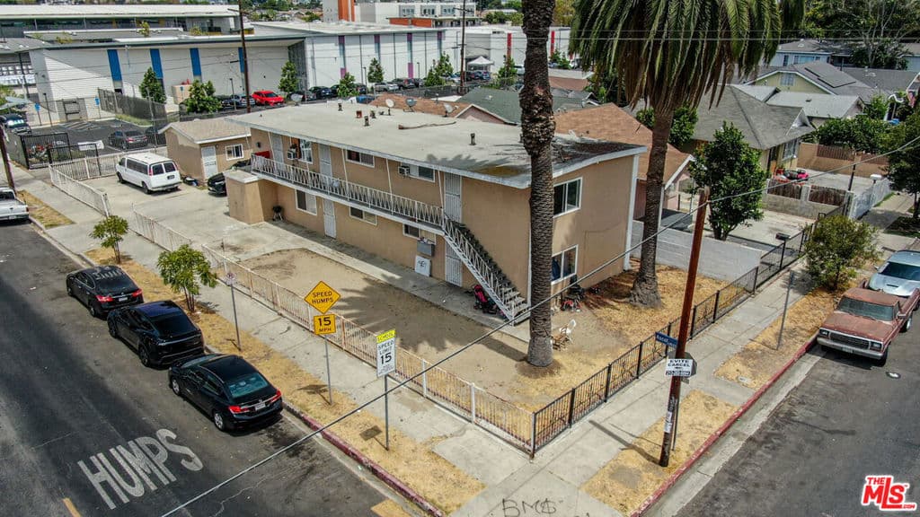 1401 E 46th Street
