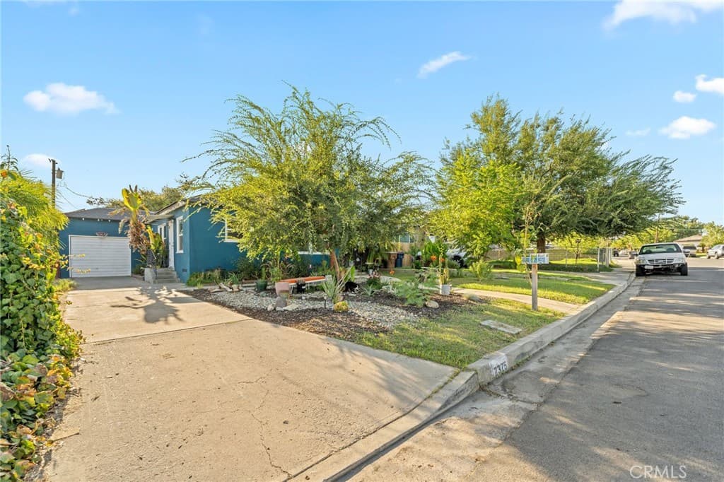 2325 Barnett