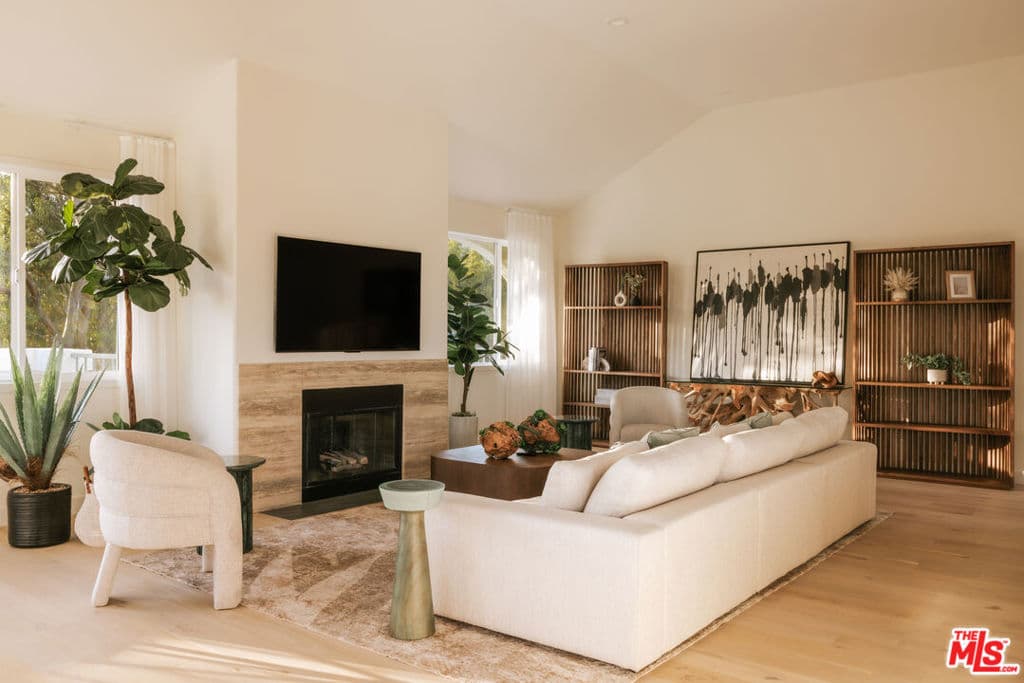 6489 Cavalleri Road 211