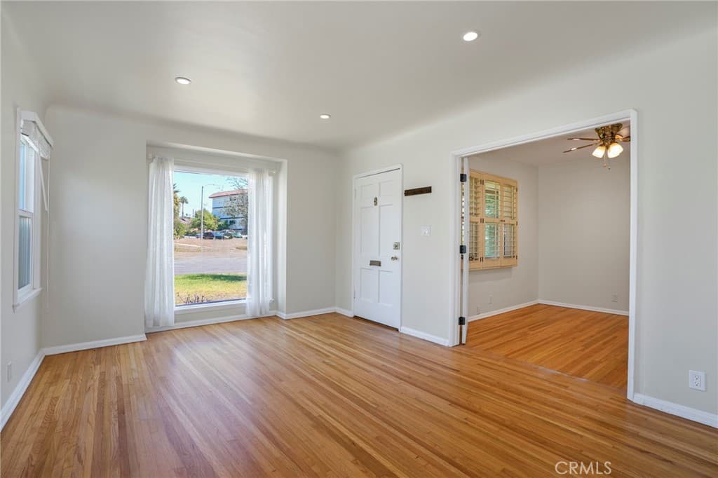 6320 W 85th Street
