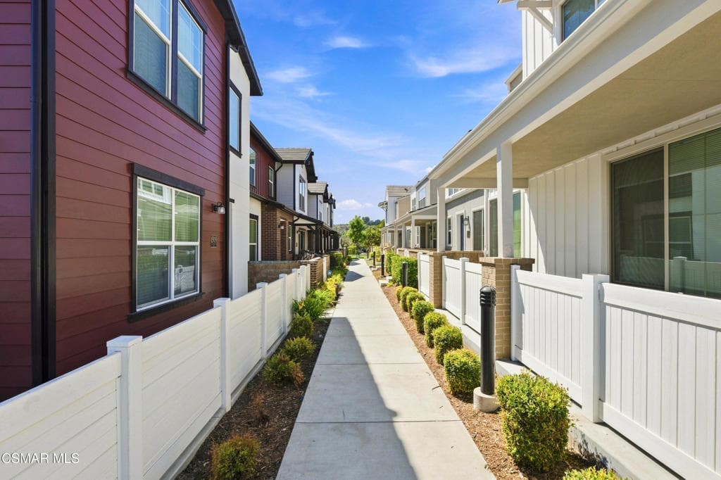 1909 Cottage Drive 3