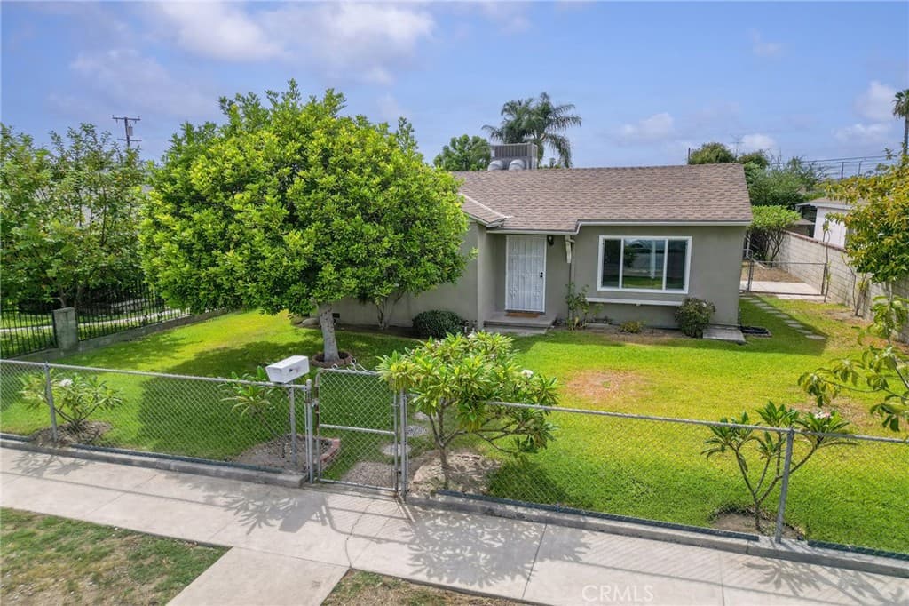 5125 N Landis