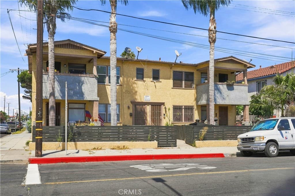 580 W 22nd Street