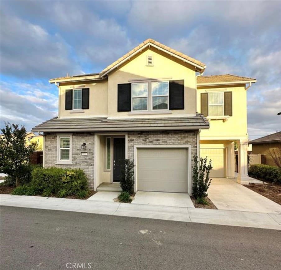 8691 Bay Laurel