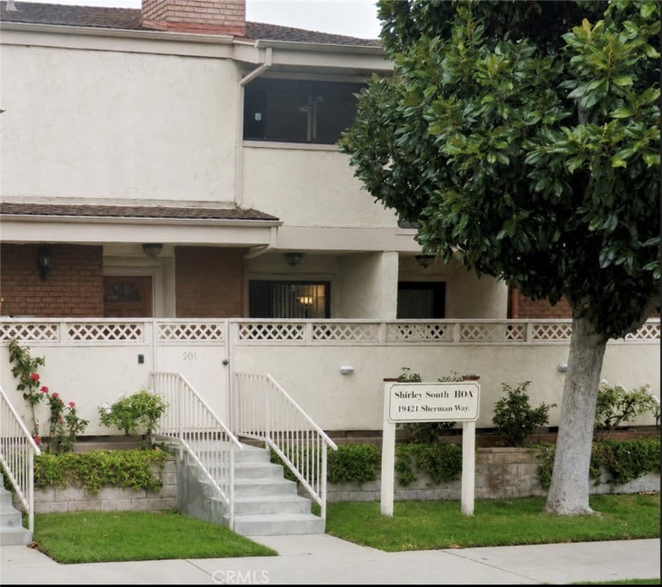 19451 Sherman Way 504