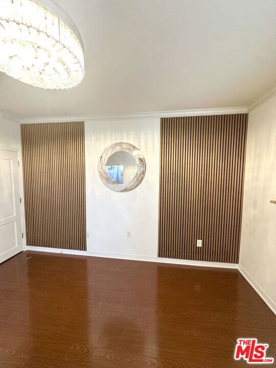 1025 Dewey Avenue 205