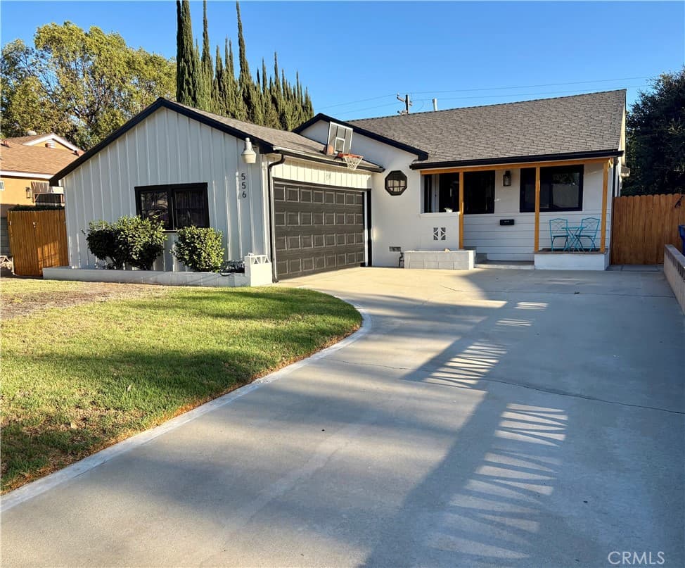 556 E. El Morado Court