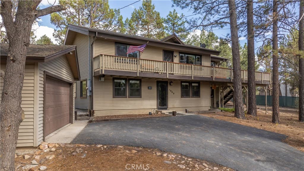 1068 Lookout Mountain Road